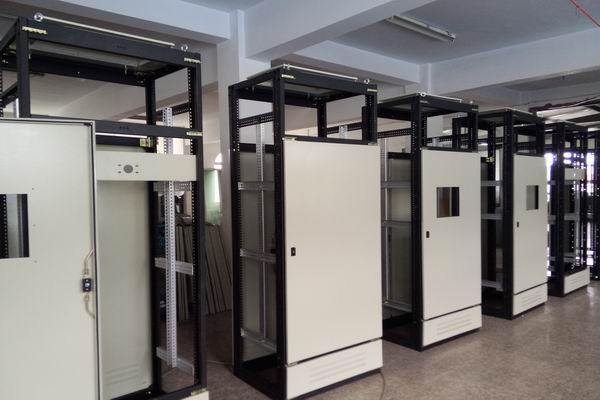 寻乌控制箱-控制箱的合理布置方法